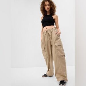 NWT GAP Organic Cotton Cargo Balloon Parachute Pants Oak Tan Khaki size XXS/XS